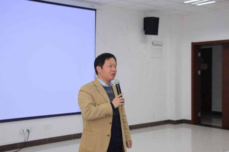 阮新波教授_副本.jpg